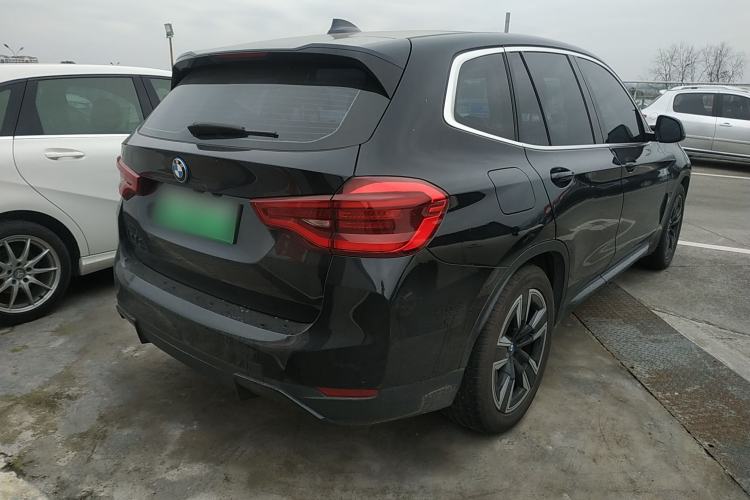 Used BMW iX3 2021 Updated Leading Edition
