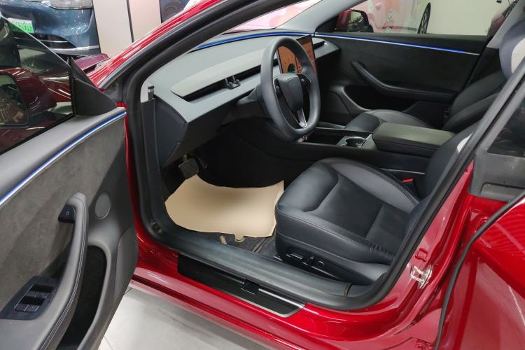 Used Tesla Model 3 2023 Long-Range All-Wheel-Drive Version
