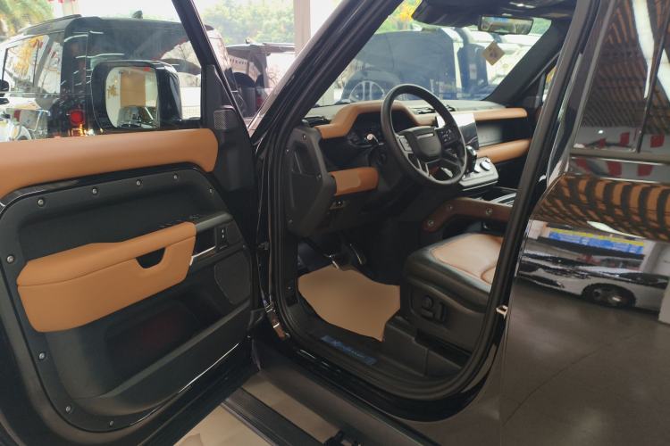 Used Land Rover Defender 2024 110 3.0T P400 X-DYNAMIC HSE
