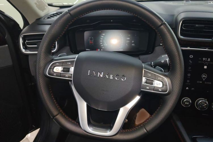 Used Lynk & Co 02 2018 1.5T DCT Two-Wheel Drive Pro Version China V Emission Standard
