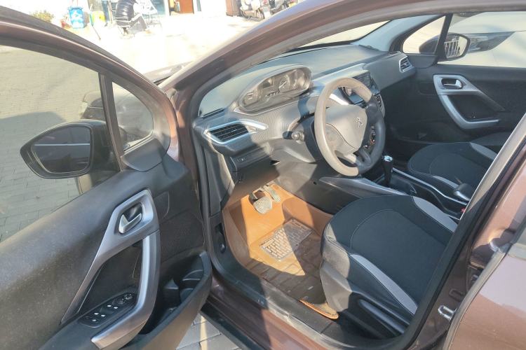 Used Peugeot 2008 2014 1.6L Automatic Trend Edition