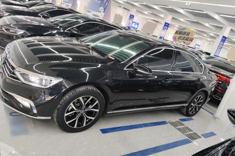 Used Volkswagen Magotan 2020 330TSI DSG Leading Model
