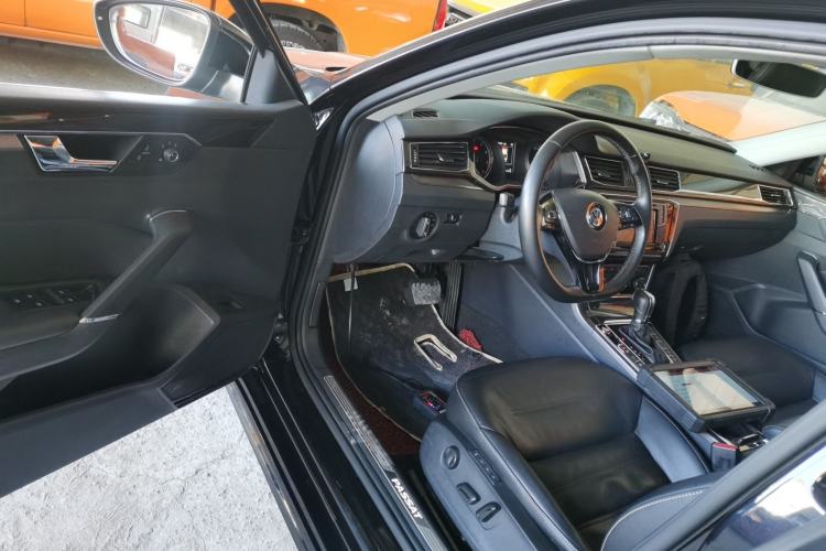 Used Volkswagen Passat 2016 380TSI DSG Prestige Edition
