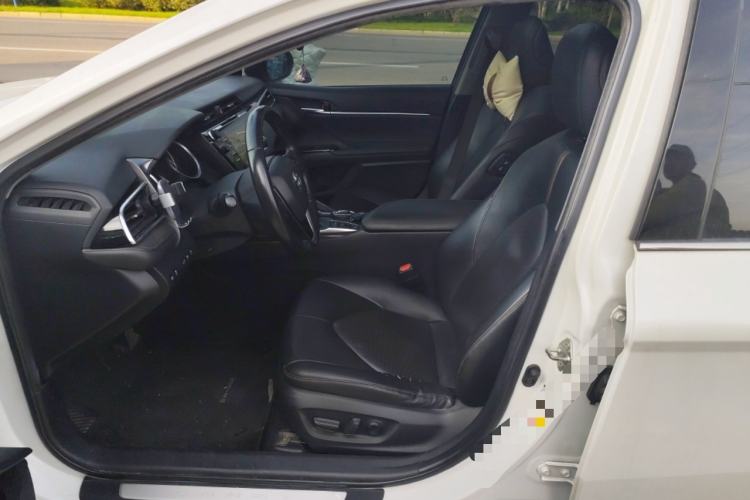 Used Toyota Camry 2018 2.5G Luxury Edition
