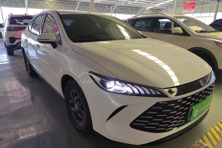 Used BYD Qin PLUS 2025 DM-i Smart Drive 55KM Leading Model
