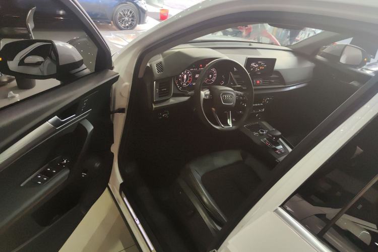 Used Audi Q5L 2018 45 TFSI Prestige Fashion Edition China V Emission Standard
