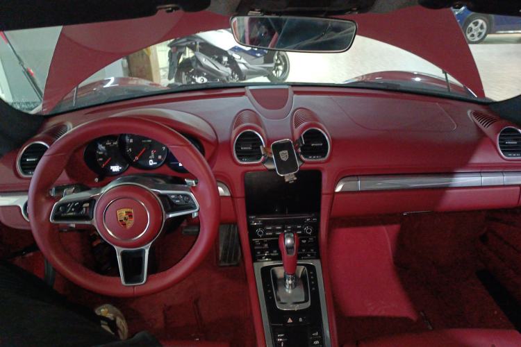 Used Porsche 718 2018 Cayman 2.0T