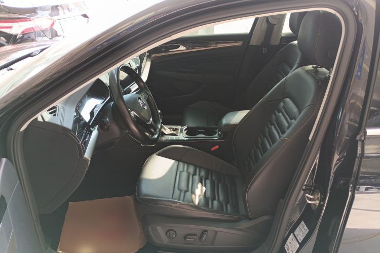 Used Volkswagen Passat 2019 330TSI Elite Edition China VI