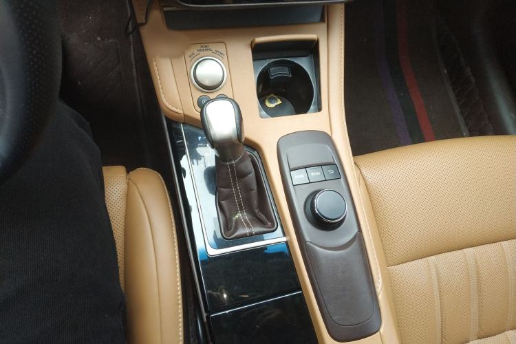 Used Lexus ES 2015 200 Elite Edition