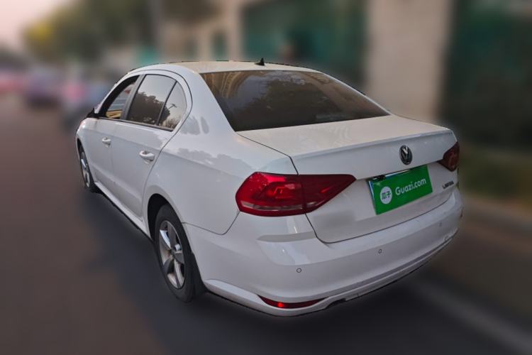 Used Volkswagen Lavida 2015 1.6L Automatic Fashion Edition