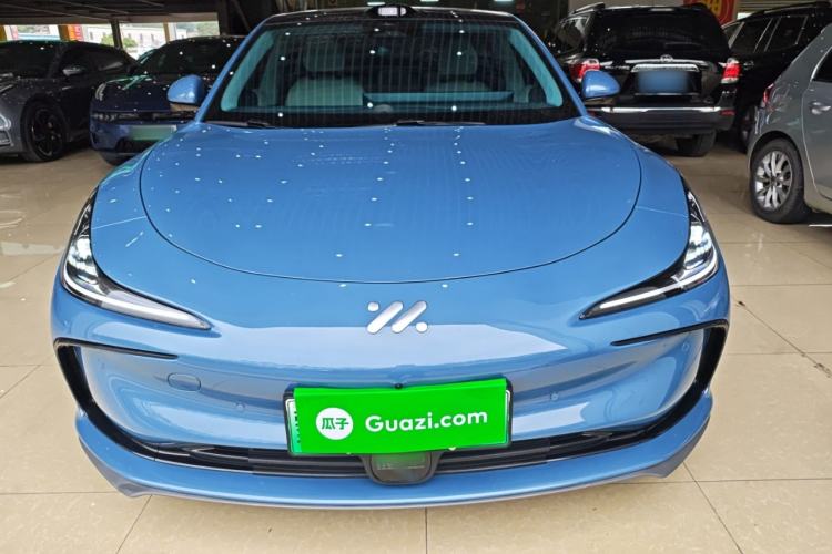 Used  L6 2024 Max Standard Edition
