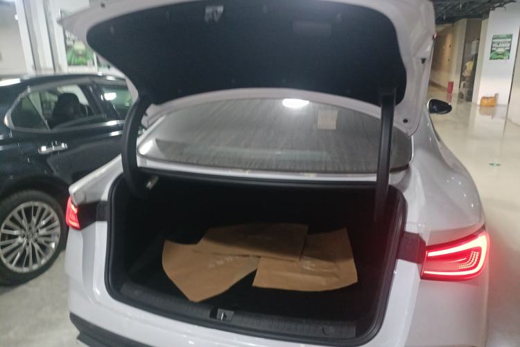 Used BYD Seal 06 New Energy 2024 DM-i 120KM Flagship Model
