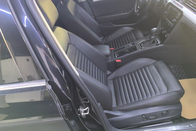 Used Volkswagen Magotan 2018 330TSI DSG Advanced Model