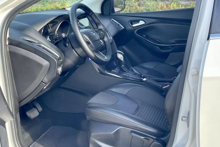 Used Ford Focus 2015 Hatchback EcoBoost 180 Automatic Elite Model
