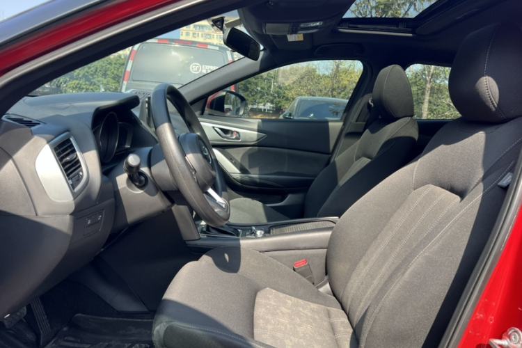 Used Mazda CX-4 2018 2.0L Automatic Two-Wheel Drive Blue Sky Dynamic Version China VI Standard