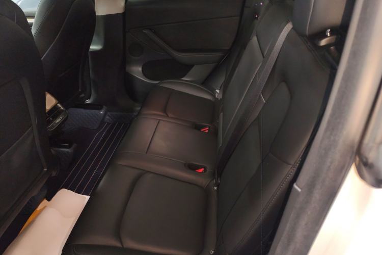 Used Tesla Model Y 2021 Long-Range All-Wheel-Drive Version