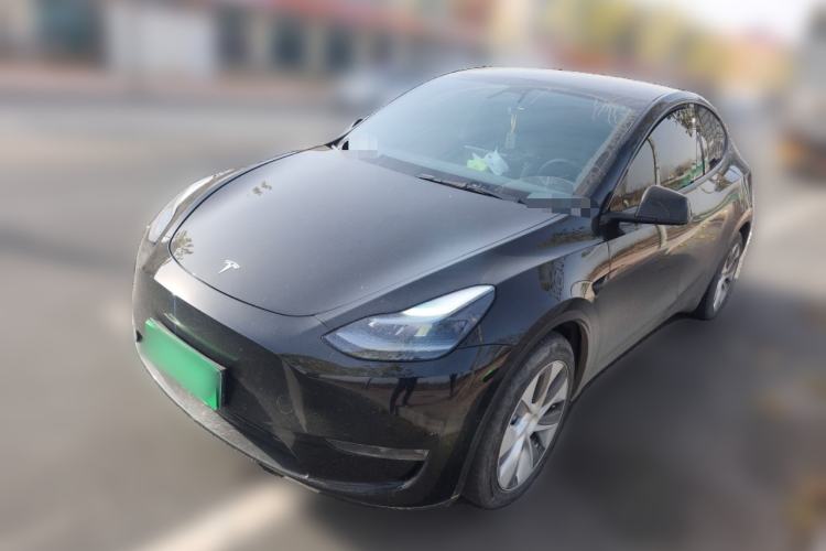 Used Tesla Model Y 2023 Long-Range All-Wheel-Drive Version