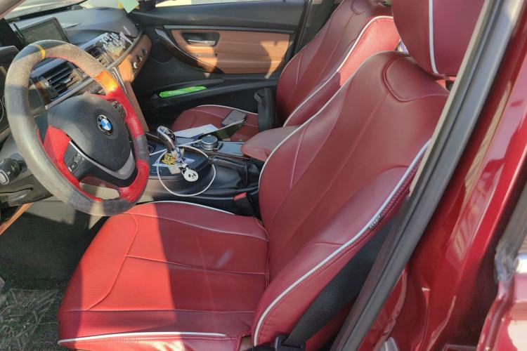 TDK.VehicleDetails.img