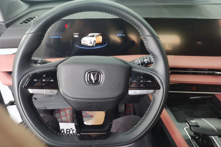 Used Changan CS75 PLUS 2024 3rd Generation Champion Edition 2.0T Intelligent Drive Performance Model
