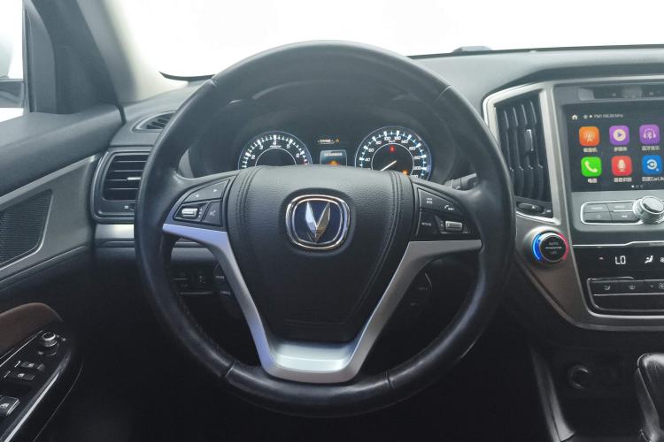 Used Changan CS95 2017 2.0T Two-Wheel Drive Zhitu Edition
