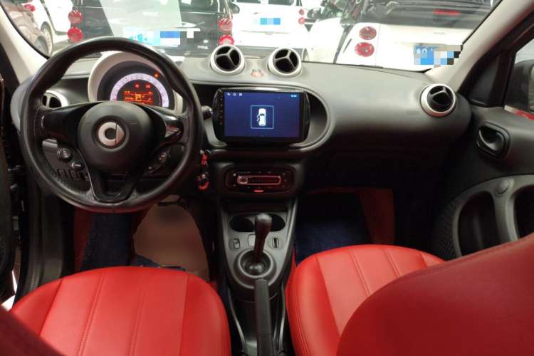 Used  forfour 2016 1.0L 52 kW Dynamic Edition
