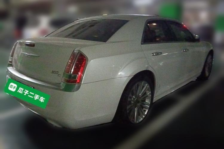 Used Chrysler 300C 2014 3.0L Excellence Edition
