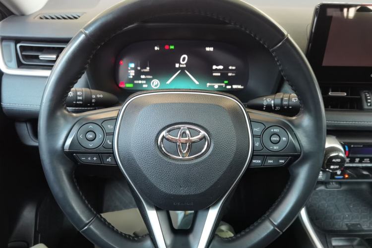 Used Toyota Wildlander 2023 Dual-Motor 2.5L E-CVT Four-Wheel Drive Prestige Edition