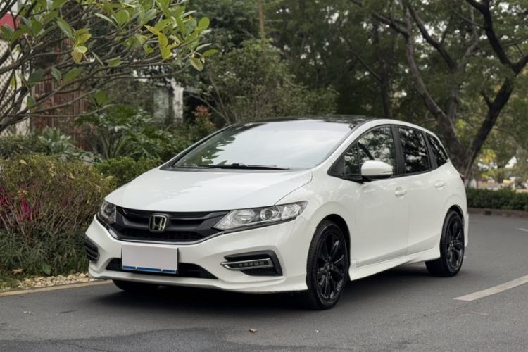 Used Honda Jade 2017 1.8L automatic Comfort version 5 seats
