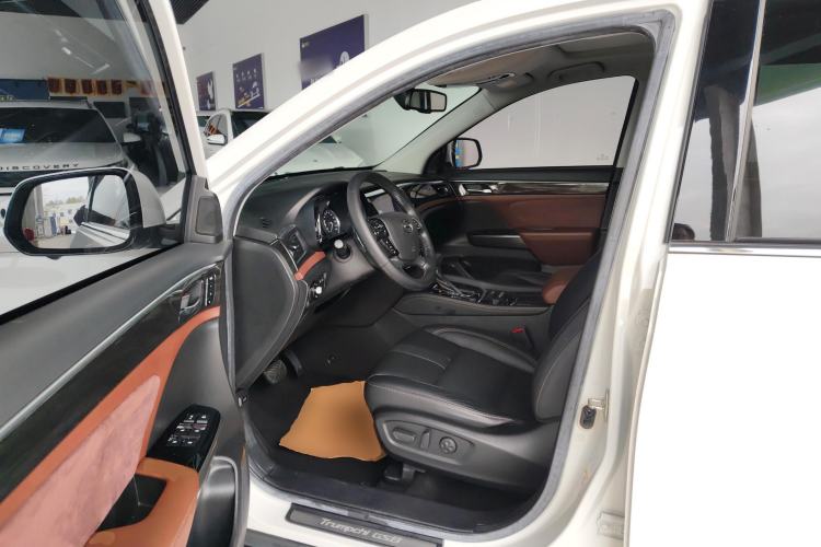 Used GAC Trumpchi GS8 2017 320T Two-Wheel Drive Luxury Smart Connectivity Version (7 Seats)
