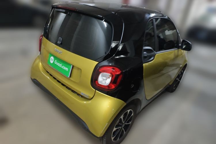 Used  fortwo 2015 1.0L 52 kW Hardtop Passion Edition