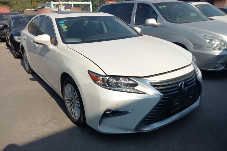 Used Lexus ES 2015 200 Elite Edition

