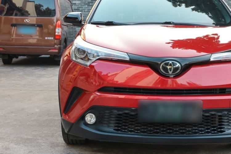 Used Toyota C-HR 2018 2.0L Leading Edition China V-standard