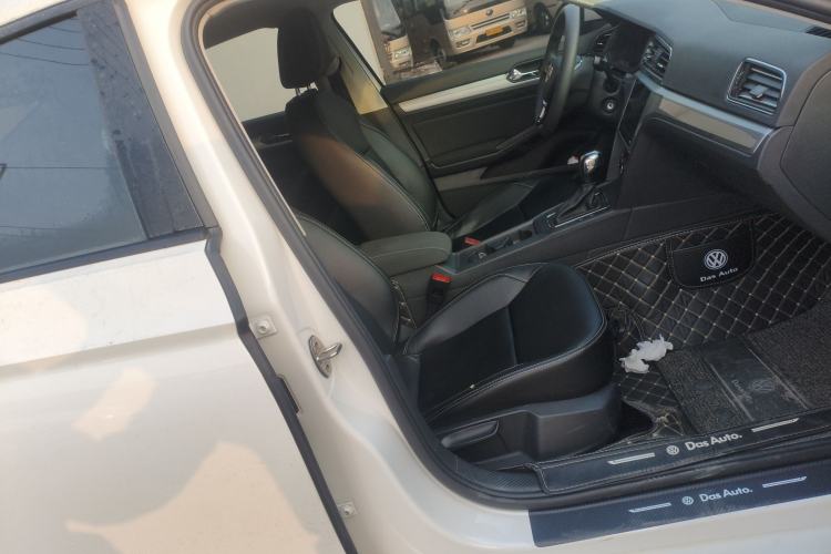 Used Volkswagen Lamando 2021 230TSI DSG Fashion Edition
