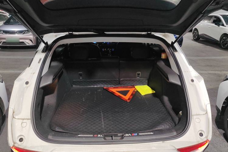 Used Buick Velite 6 2023 430km Range Commuter Version
