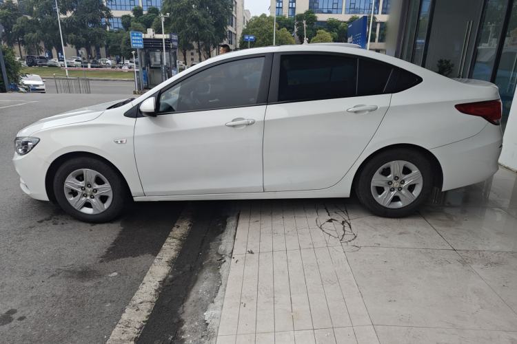 Used Chevrolet Cavalier 2019 320 Automatic Enjoyment with Sunroof
