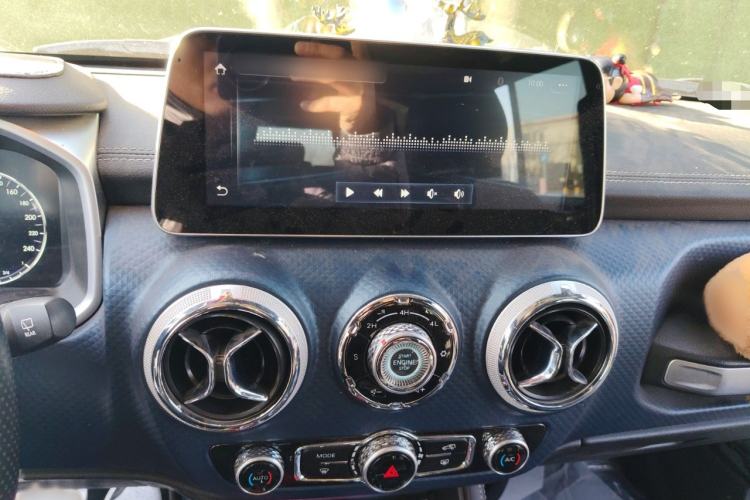 Used  BJ40 2019 PLUS 2.3T Automatic Four-Wheel Drive Premium Edition China VI