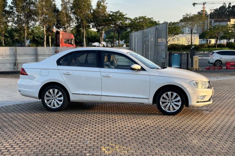 Used Volkswagen Bora 2017 1.6L Automatic Comfort Model
