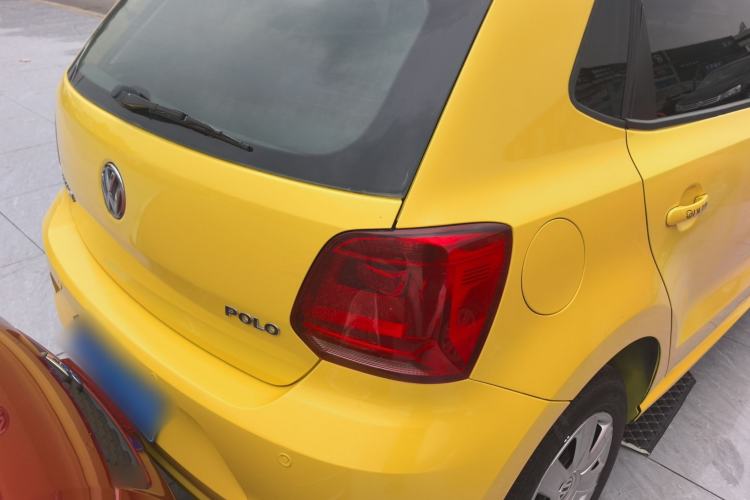 Used Volkswagen Polo 2014 1.4L Manual Fashion Edition
