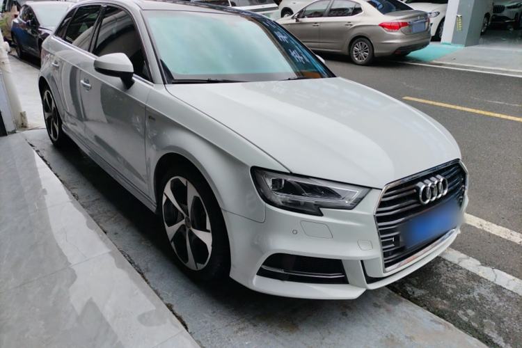 Used Audi A3 2019 Sportback 35 TFSI Fashion Edition China VI Emission Standard
