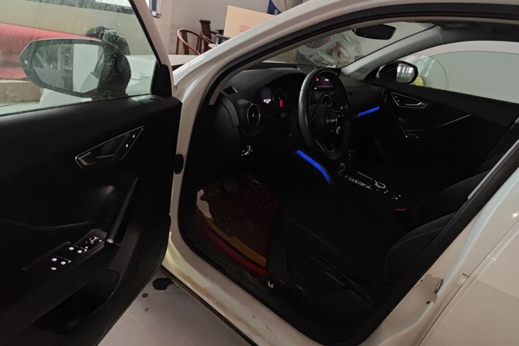 Used Audi Q2L 2018 35 TFSI Launch Exclusive Edition China V