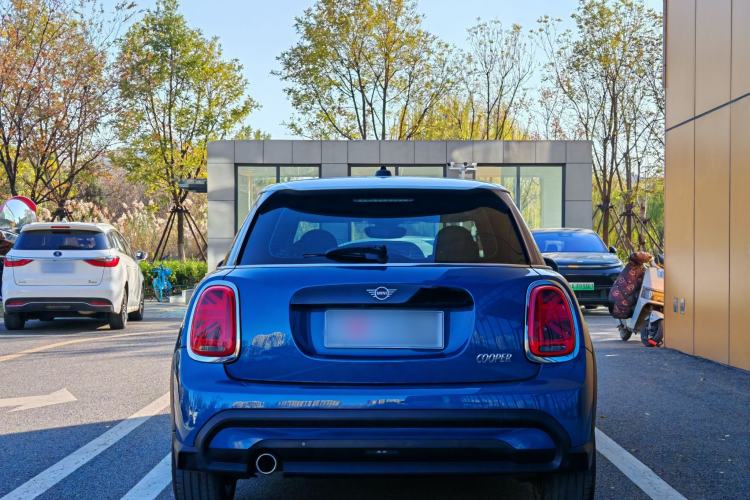 Used  MINI 2022 1.5T COOPER Classic Edition Five-Door Version
