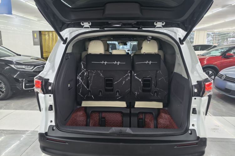 Used Toyota Sienna 2023 2.5L Hybrid Comfort Edition