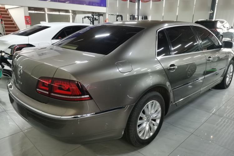 Used Volkswagen Phaeton 2014 3.0L Business Model