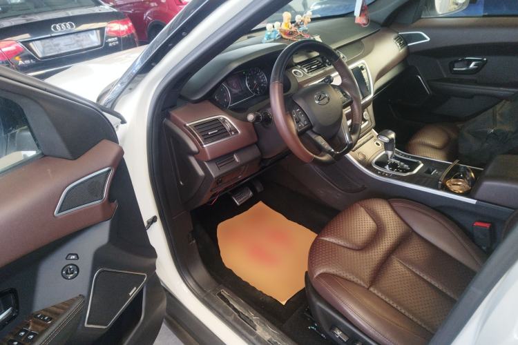 Used Land X7 2015 2.0T Panoramic Prestige Edition