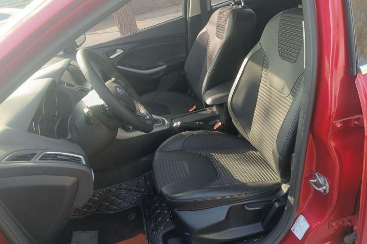 Used Ford Focus 2015 Hatchback EcoBoost 180 Automatic Sport Model
