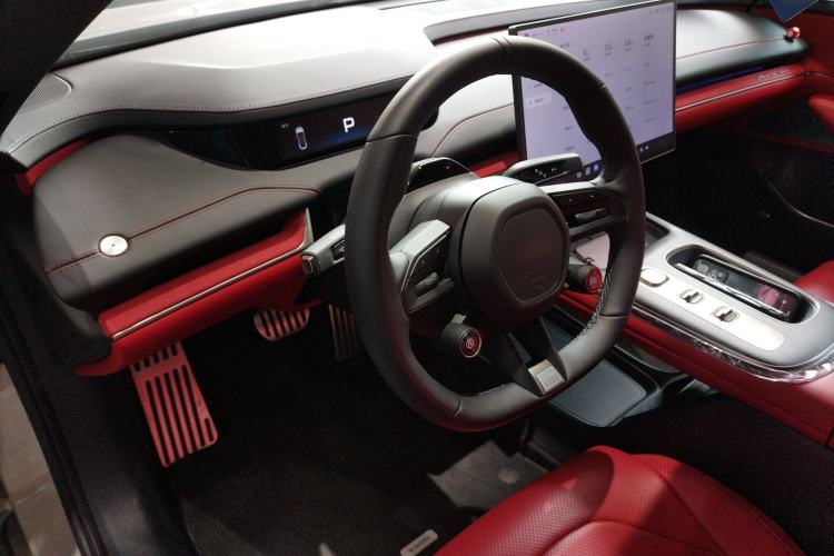 Used Xiaomi Auto SU7 2024 Rear-Drive Standard Founder Edition
