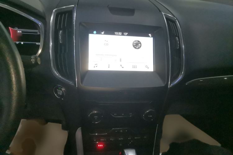 Used Ford Edge 2018 EcoBoost 245 Two-Wheel-Drive Titanium 7-Seater China VI Standard
