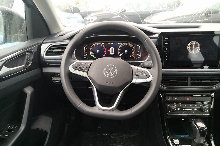Used Volkswagen Tharu 2025 NewRui 300TSI Prestige Edition