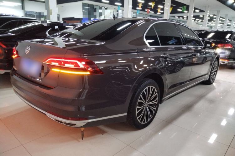 Used Volkswagen Phideon 2019 380TSI Two-Wheel Drive Business Edition China VI Standard
