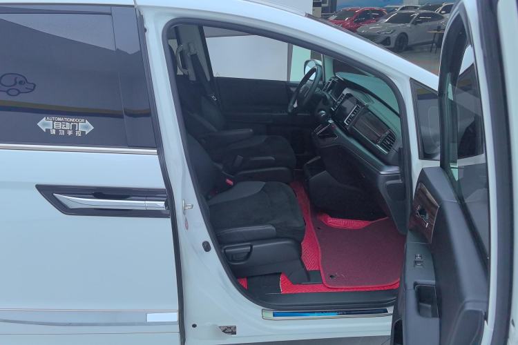 Used Honda Elysion 2016 2.4L Classic Edition
